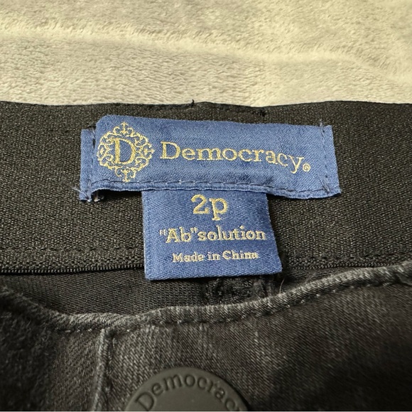 Democracy Jeans Women’s 2P “Ab” Solution Black Stretch Denim Bootcut - Picture 3 of 9